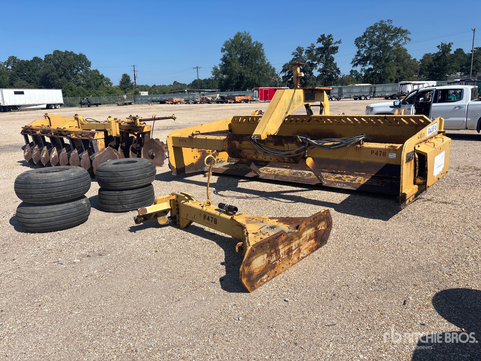2015 Rome Ralse 4 Tire Hydraulic 16 ft Pull Scraper