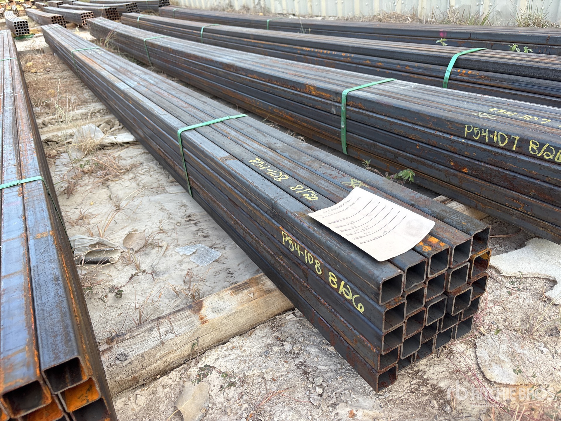 Quantity of (25) 2025 Kit Containers 1.5 in x 1.5 in x 20 ft Square Tubing (Unused)
