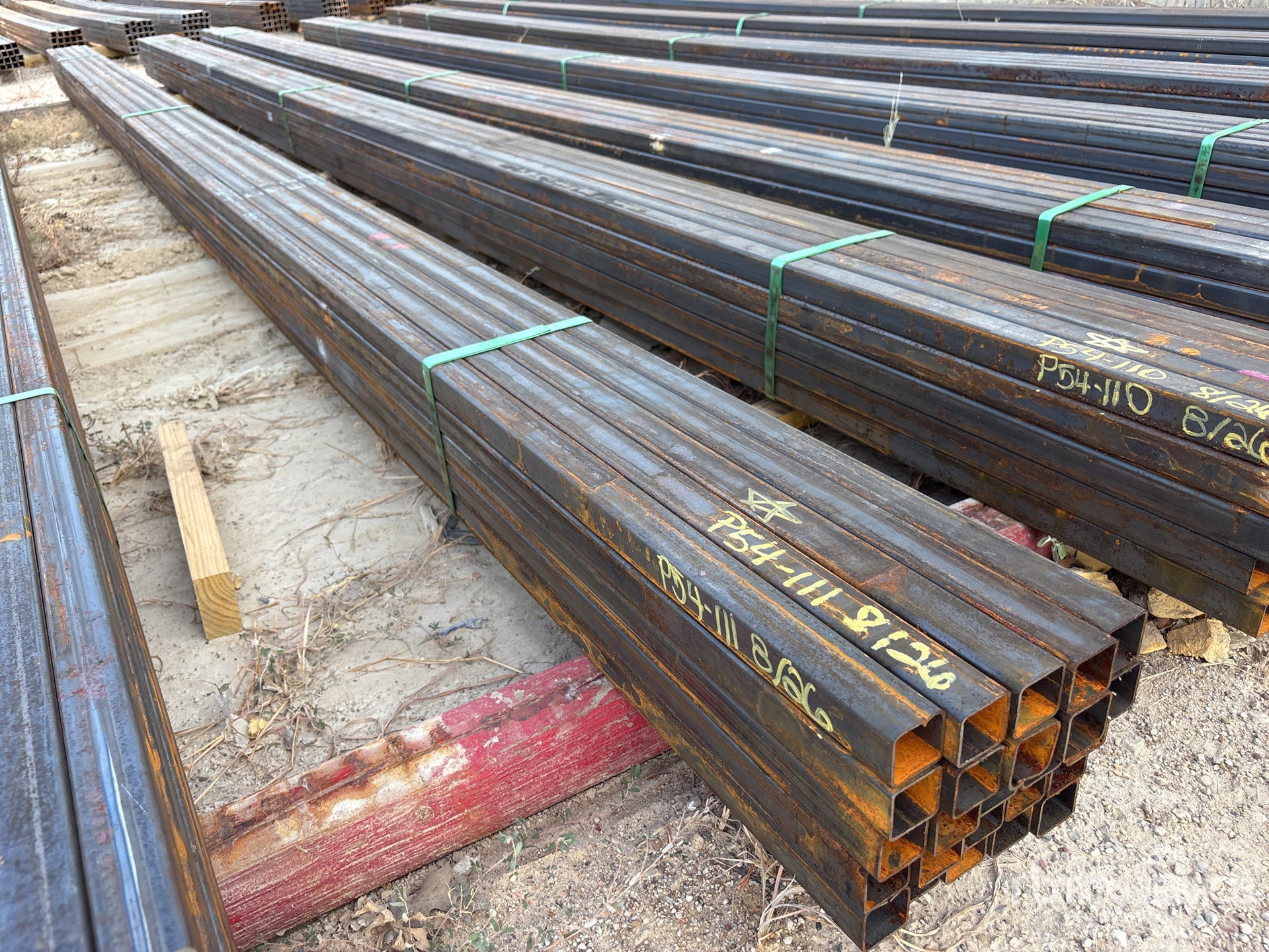 Quantity of (25) 2025 Kit Containers 1.5 in x 1.5 in x 20 ft Square Tubing (Unused)