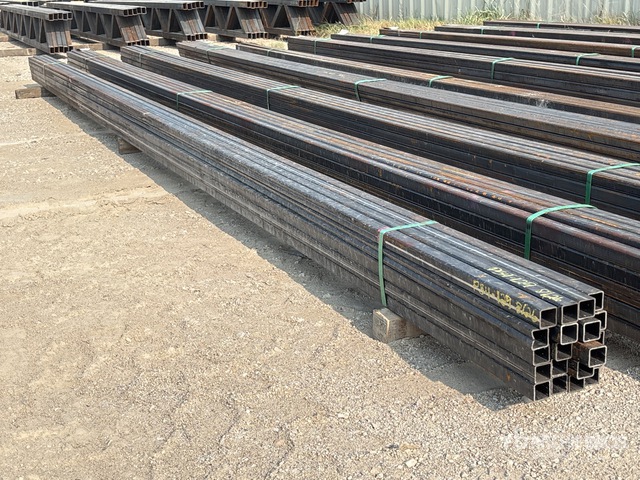 Quantity of (20) 2025 Kit Containers 1.5 in x 1.5 in x 23 ft Square Tubing (Unused)