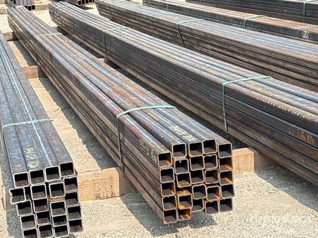 Quantity of (25) 2025 Kit Containers 1.5 in x 1.5 in x 24 ft Square Tubing (Unused)