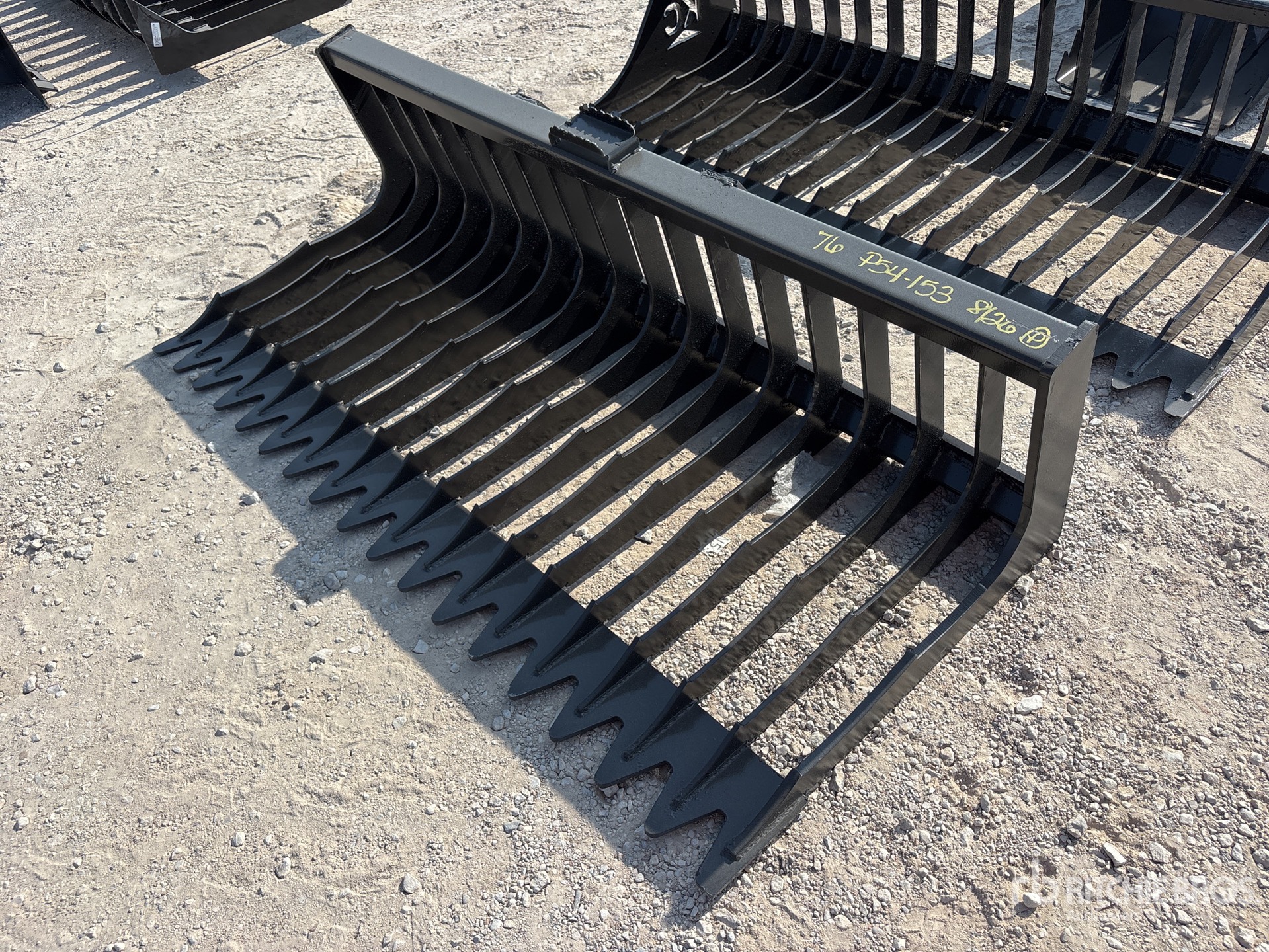 2025 Kit Containers QT-SB-L76-V3 76 in Skeleton Skid Steer Bucket (Unused)