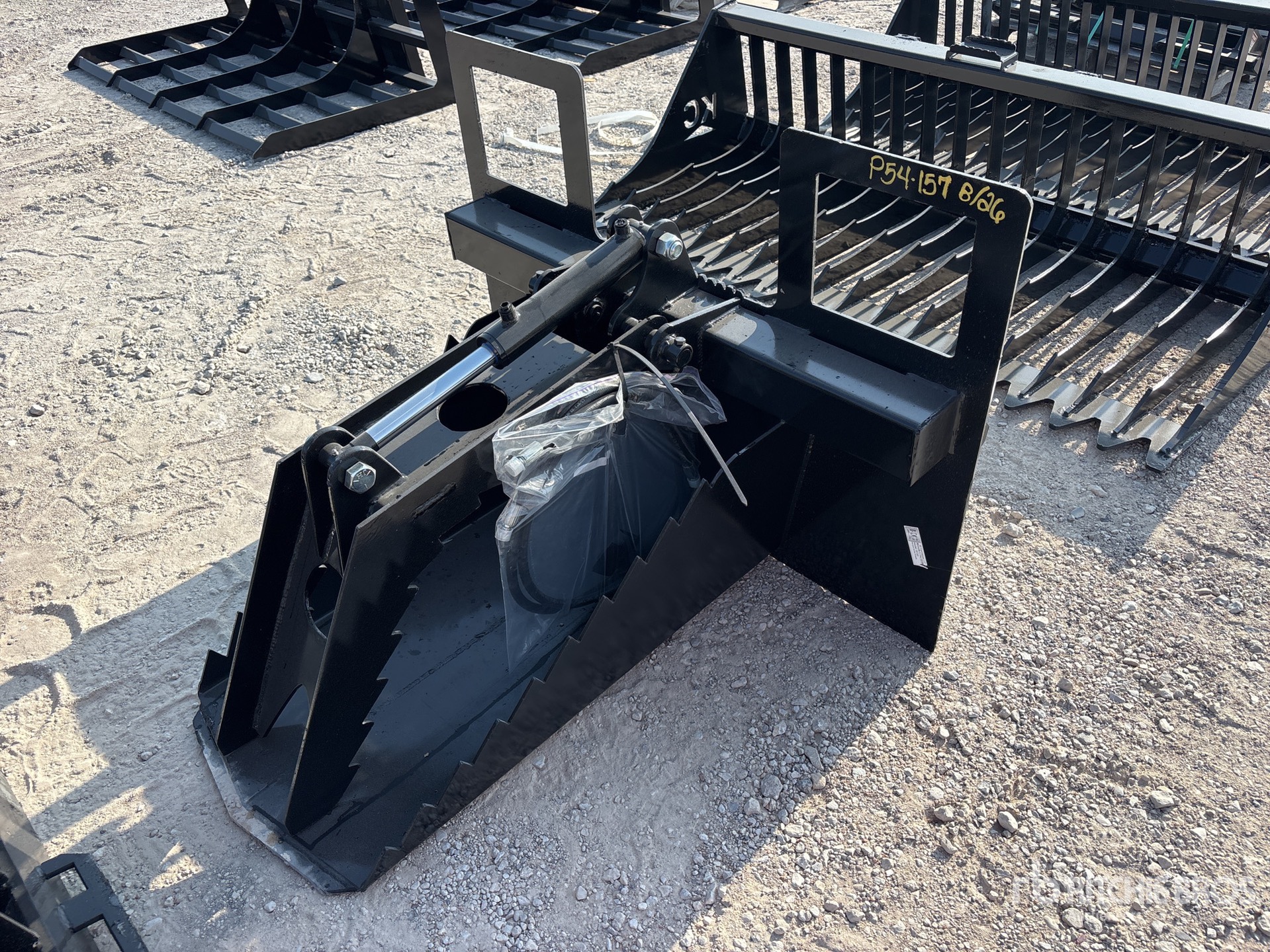 2025 Kit Containers QT-SG 20 in Stump Skid Steer Grapple (Unused)
