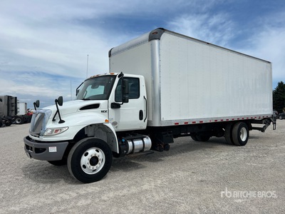 2020 International MV607 4x2 Furgonetka