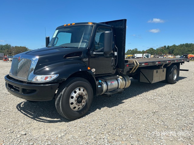 Flatbed Trucks