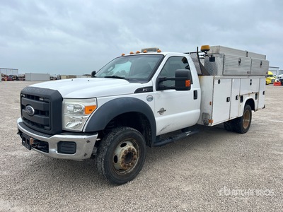 2015 Ford F-450 XL 4x2 Ciężarówka użytkowa