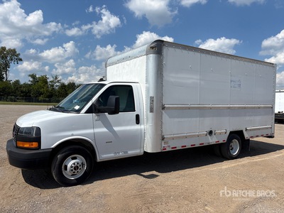 2021 GMC Savana G3500 4x2 Gesloten vrachtwagen