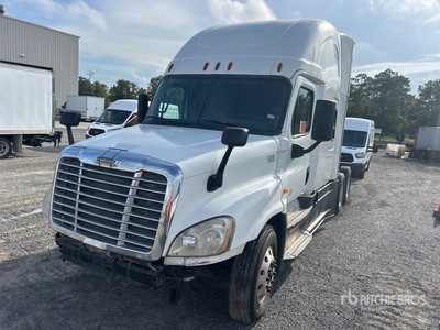 2017 Freightliner Cascadia 125 6x4 Tracteur routier couchette (Inoperable)
