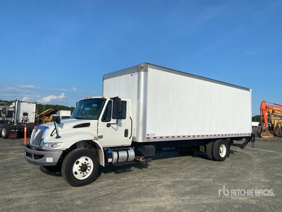 2017 International 4300 4x2 Kastenwägen