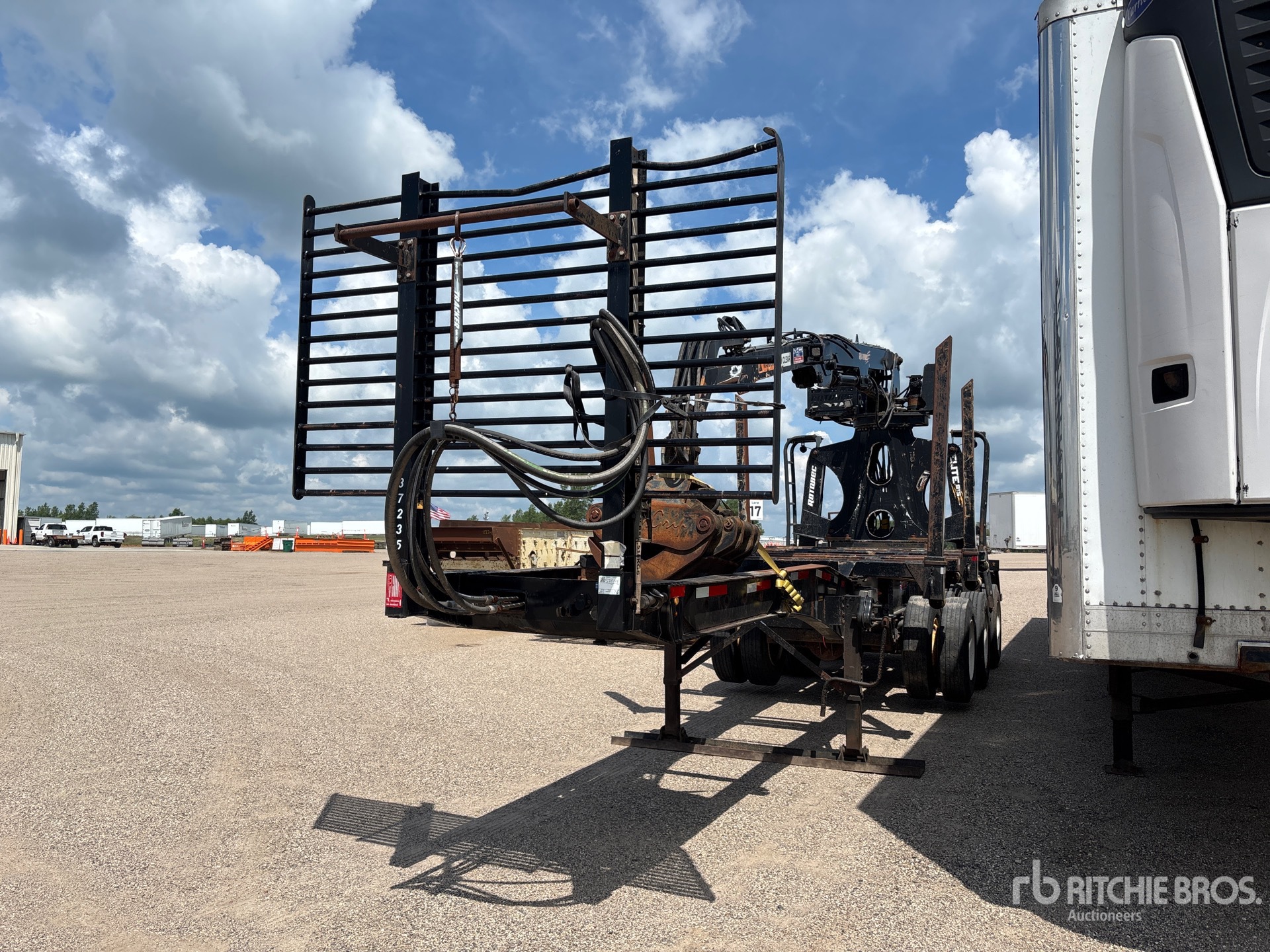 2019 Pitts Tri/A Self-Loading Log Trailer