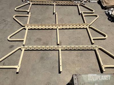 32- MATV Steps/ Oshkosh (NOS) NSN# 2540-01-577-5293