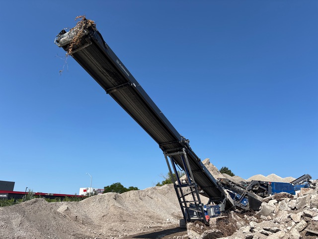 2024 Kleemann MBT20i 38 in x 63 ft Tracked Stacking Conveyor