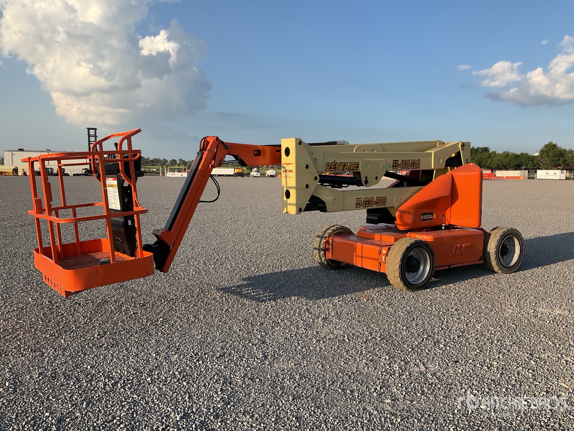 2002 JLG E450AJ 2WD Electric Elevador Articulado / Articulating Boom Lift