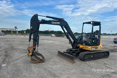 2017 John Deere 50G Mini Excavadora