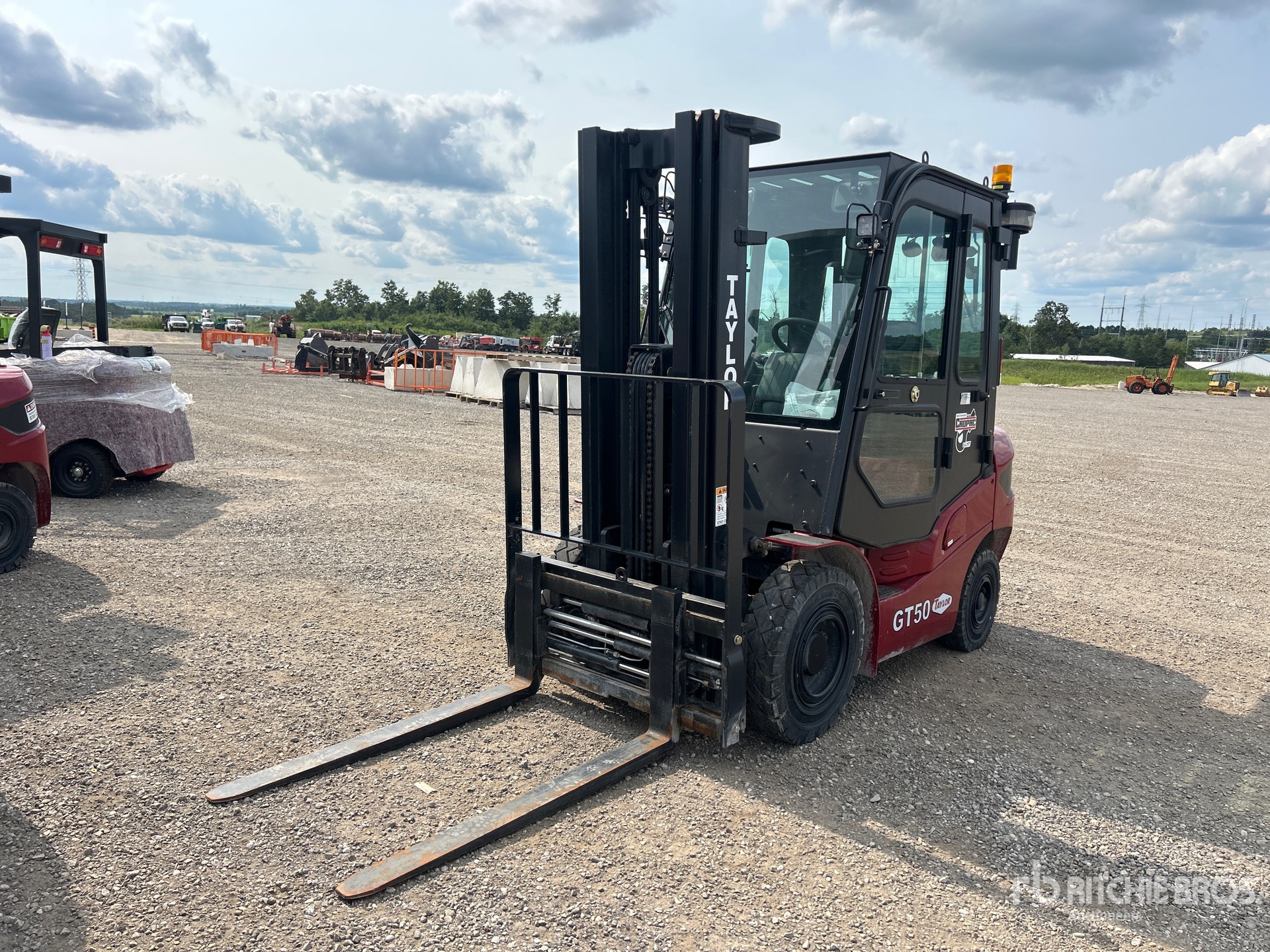 2025 Taylor GT50 4739 lb Pneumatic Tire Forklift