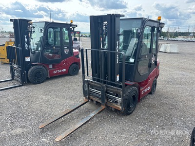 2025 Taylor GT50 4739 lb Pneumatic Tire Montacargas