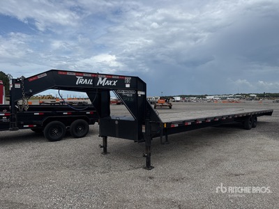 2025 Trailmaxx 40 ft T/A Remolque Portamaquinaria