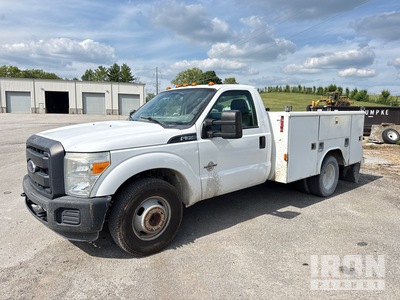 2013 Ford F350 XLT XL 4x2 Service Truck ユーティリティトラック