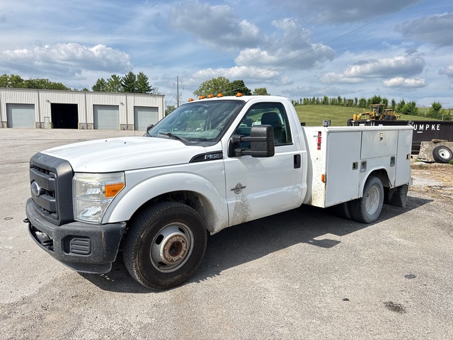 2013 Ford F-350 XL 4x2 Utility Truck 2013 Ford F-350 XL 4x2 Utility Truck