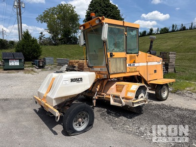 2005 Rosco 4800 Barredora