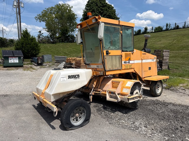 2005 Rosco 4800 Self-Propelled Broom