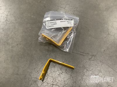 (2) Aerocontrolex Group 14184 Electrical Switch Retainers