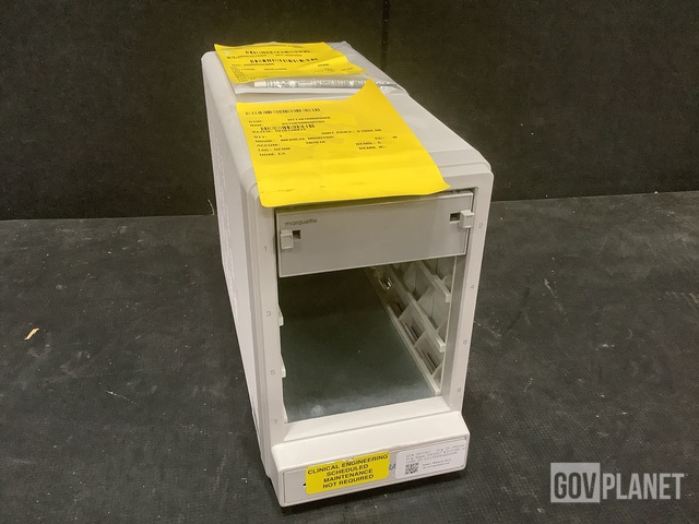 GE Marquette Tram-Rac 4A Patient Monitoring Module Rack