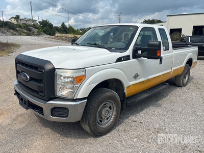 2015 Ford F-250 XL 4x4 Extended Cab Pickup