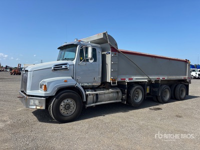 2016 Western Star 4700SB 8x4 Autocarro ribaltabile 3 assi