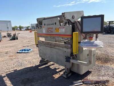 AccurPress 7606 60 Ton CNC Hydraulic Dobladora de prensa