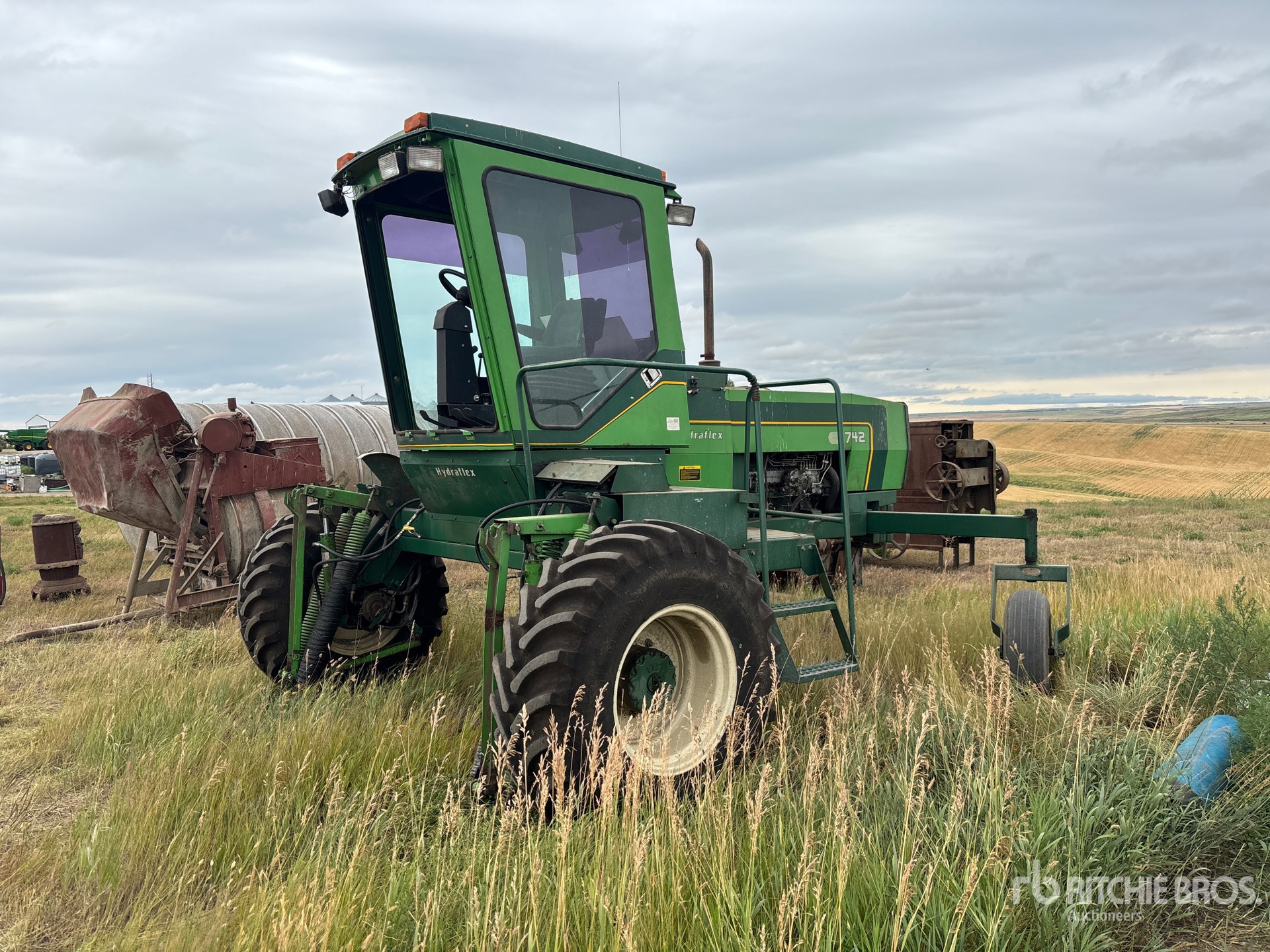 1984 Co-op Implement 742 Swather Windrower (Inoperable)