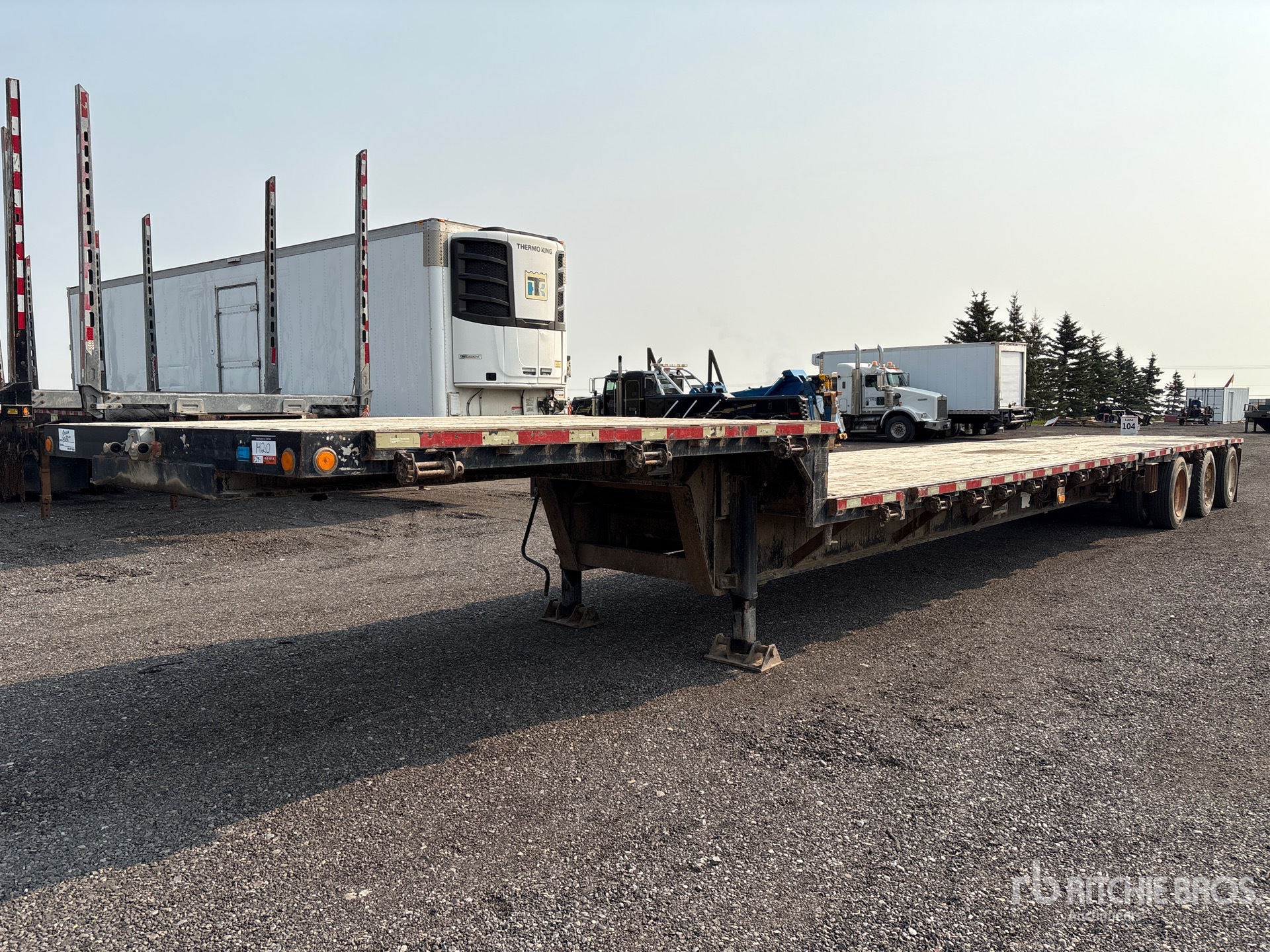 2007 Thruway Tri/A 51 ft - 70 ft Extendable Step Deck Trailer