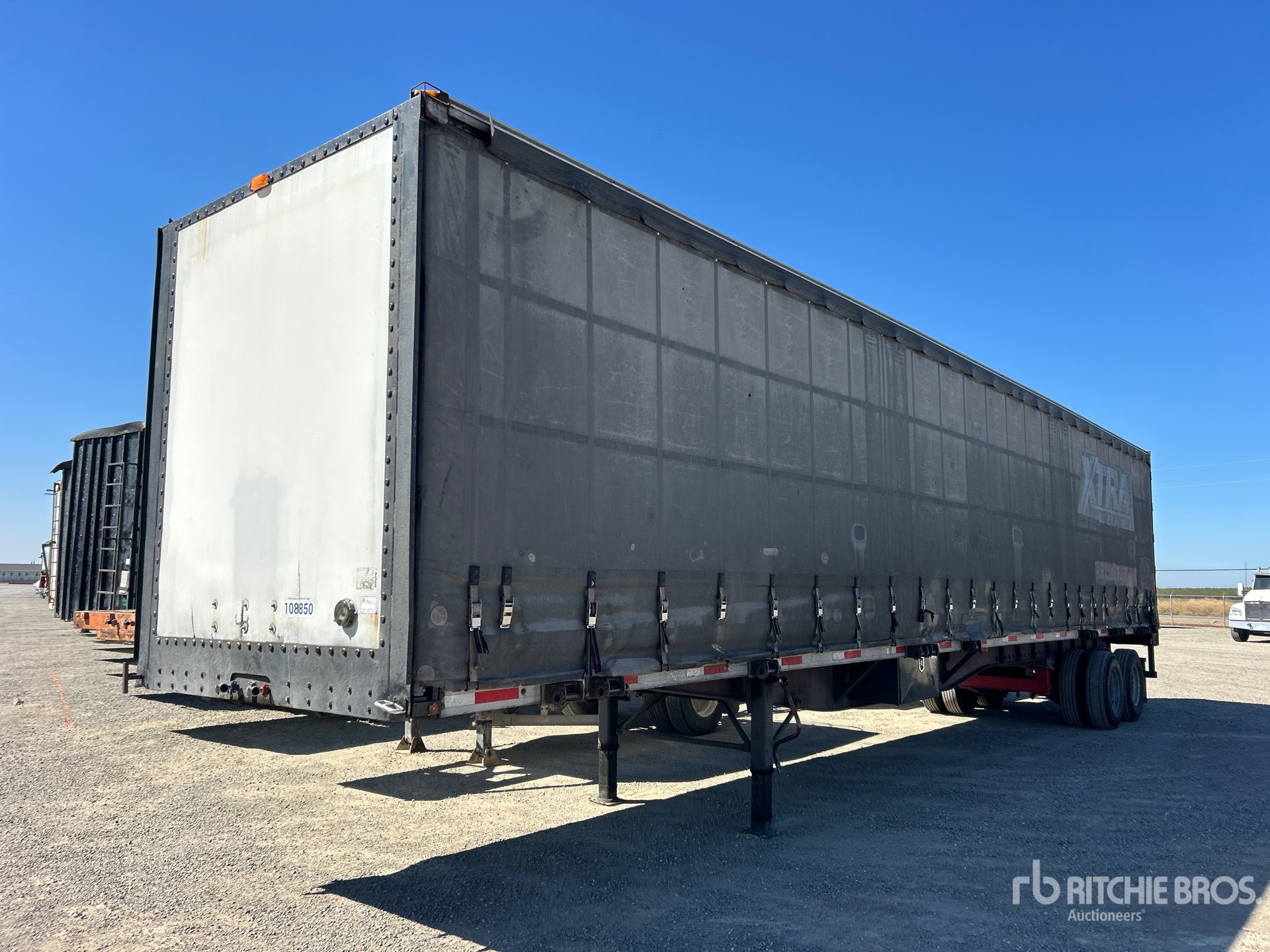 2003 Nu Van 48 ft T/A Curtain Side Trailer
