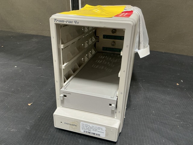 GE Marquette Tram-Rac 4A Patient Monitoring Module Rack
