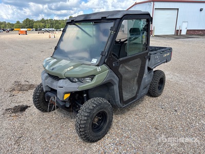 2017 Can-Am 6WHA 4x4 Utilitaire