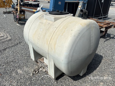 500 gal Skid Mounted Plastic Fuel Tank