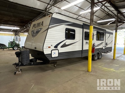 2016 Forest River Puma 28 ft T/A Travel Trailer