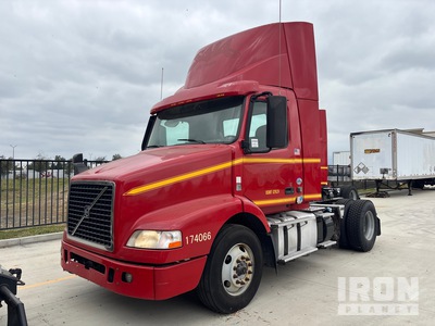 2017 Volvo VNM42T S/A Day Cab Truck Tractor