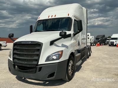 2020 Freightliner Cascadia 126 6x4 T/A Sleeper Truck Tractor