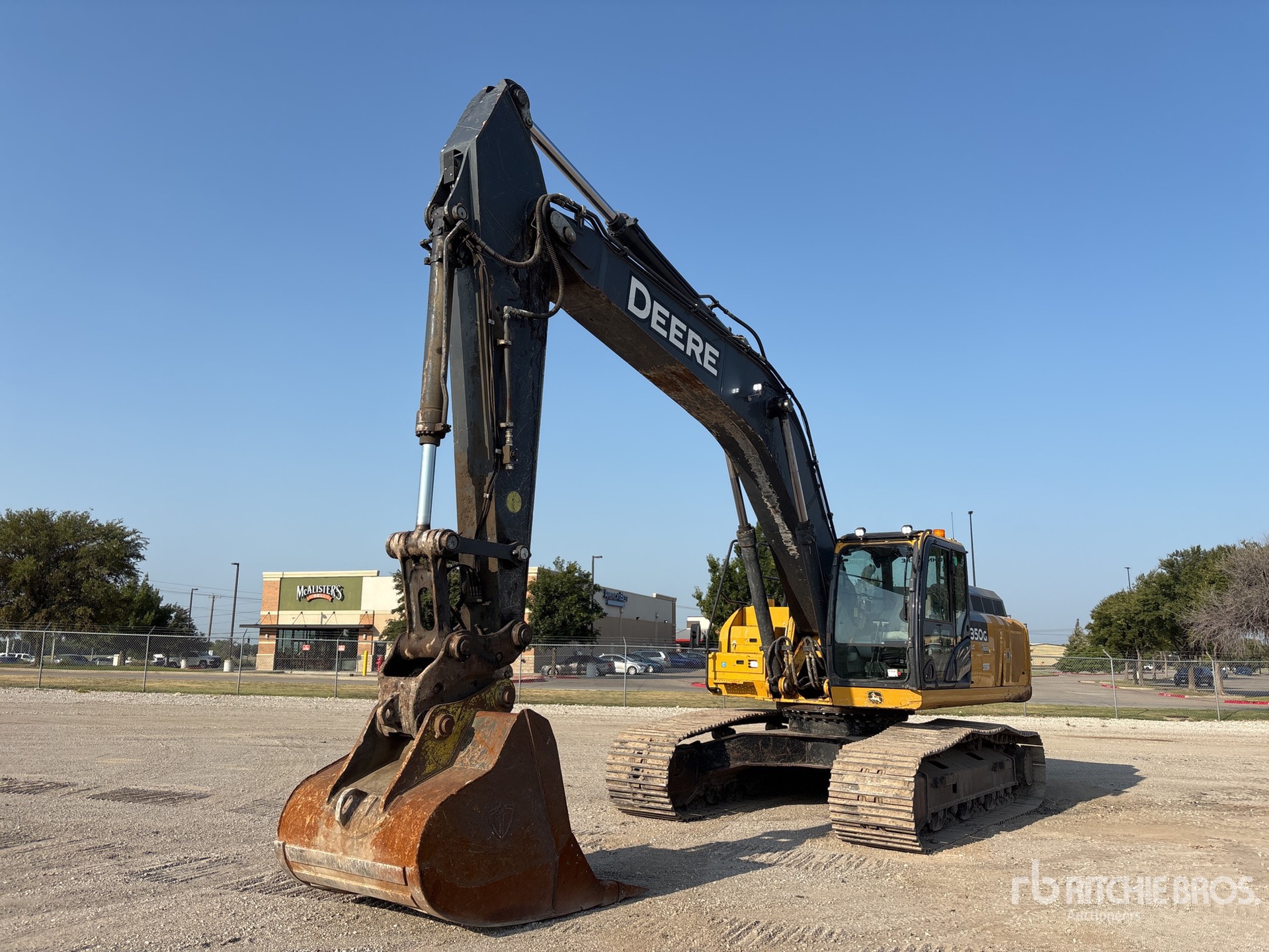 2021 John Deere 350GLC Tracked Excavator