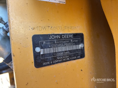2019 John Deere 744K ホイールローダー