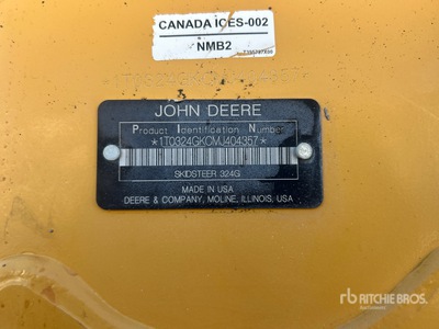 2021 John Deere 324G Chargeuse à direction à glissement (Inoperable)