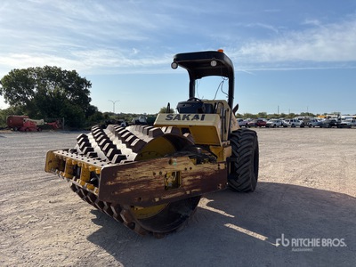 2014 Sakai SV540T Compactador Pata de Cabra