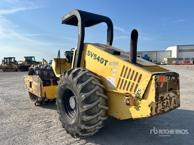 2013 Sakai SV540T Compacteur à tambour à pieds dameurs