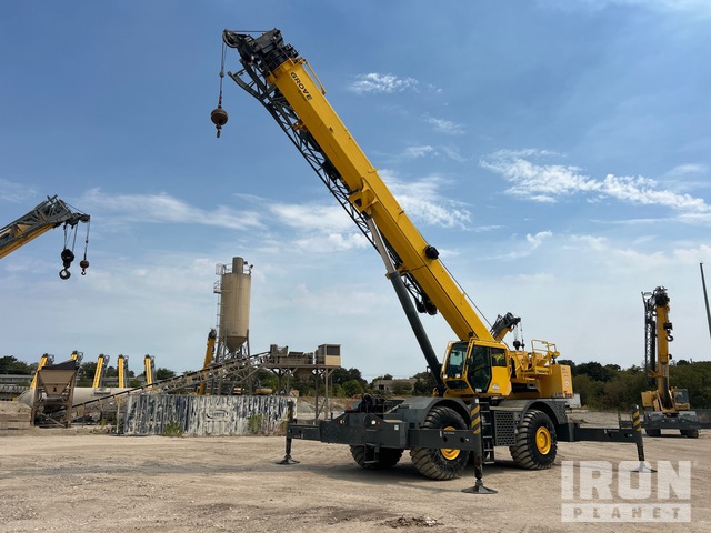 2014 Grove RT880E 80 ton 4x4 Rough Terrain Crane