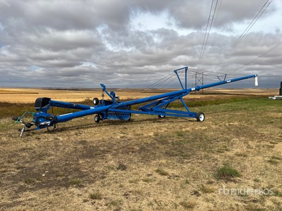 2015 Brandt 1070 10 in x 70 ft Swing Grain Auger
