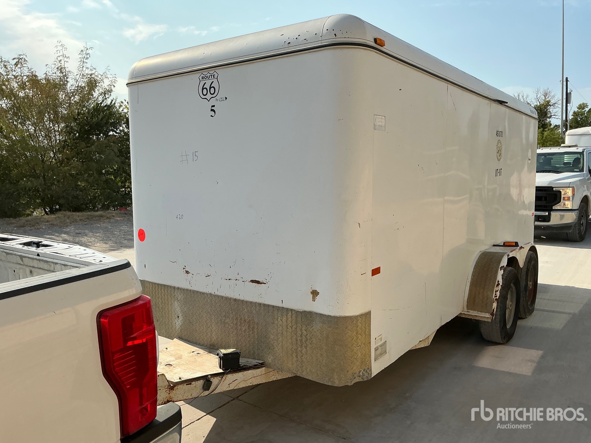 2007 CM Trailer 16 ft T/A Enclosed Trailer