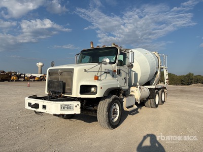 2007 International Paystar 5600 6x4 ミキサートラック