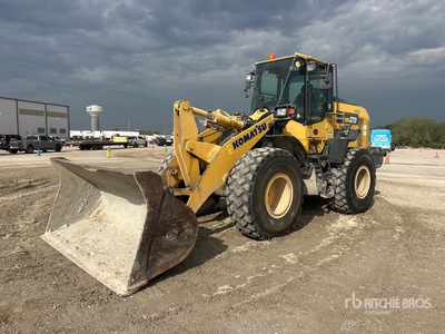 2017 Komatsu WA270-8 Wheel Loader