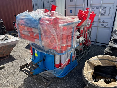 Quantity of (3) Pallets of Delineator Traffic Candlesticks & No Parking Sign Weights Divers - Dispositifs de contrôle de circulation routière
